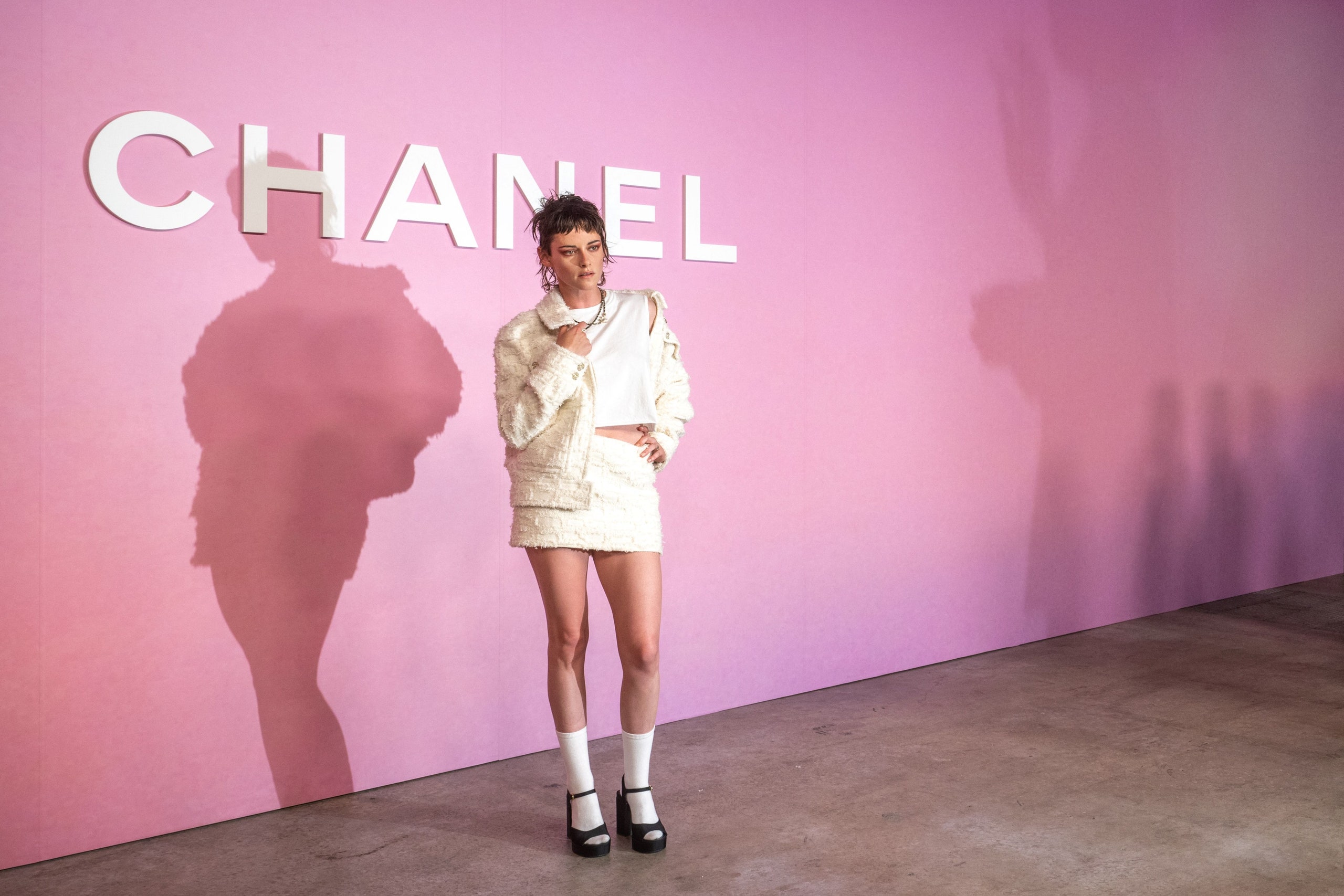 The Kristen Stewart Chanel story together: Discover how she turned into a fashion icon for the brand.