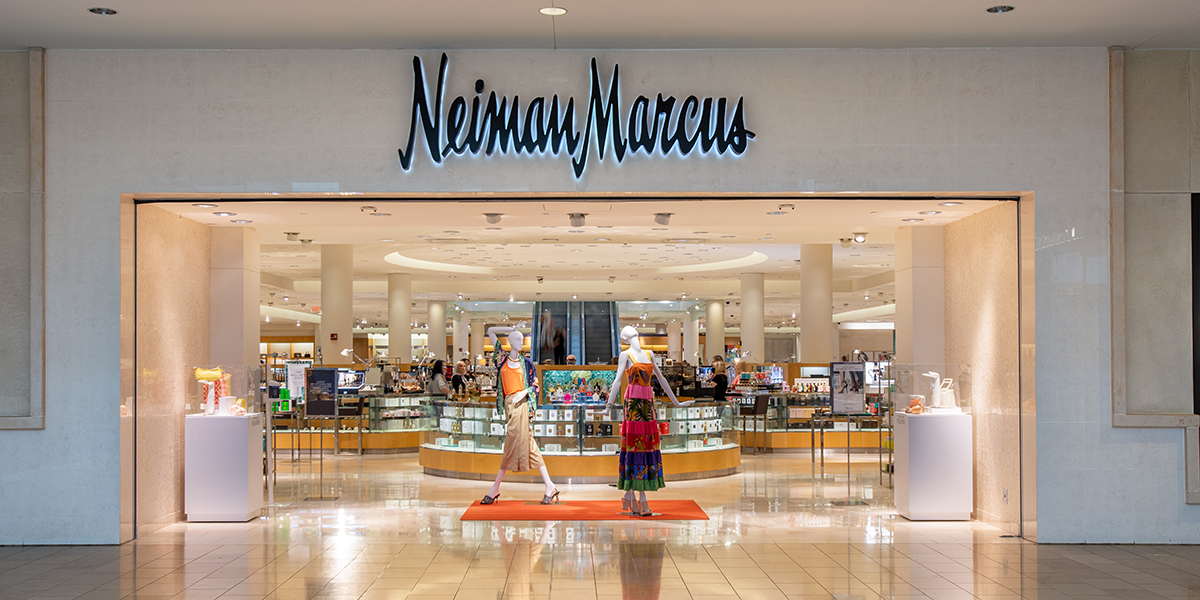 Want to shop Neiman Marcus Millenia Mall Orlando Florida? Here's how to plan the perfect day out!