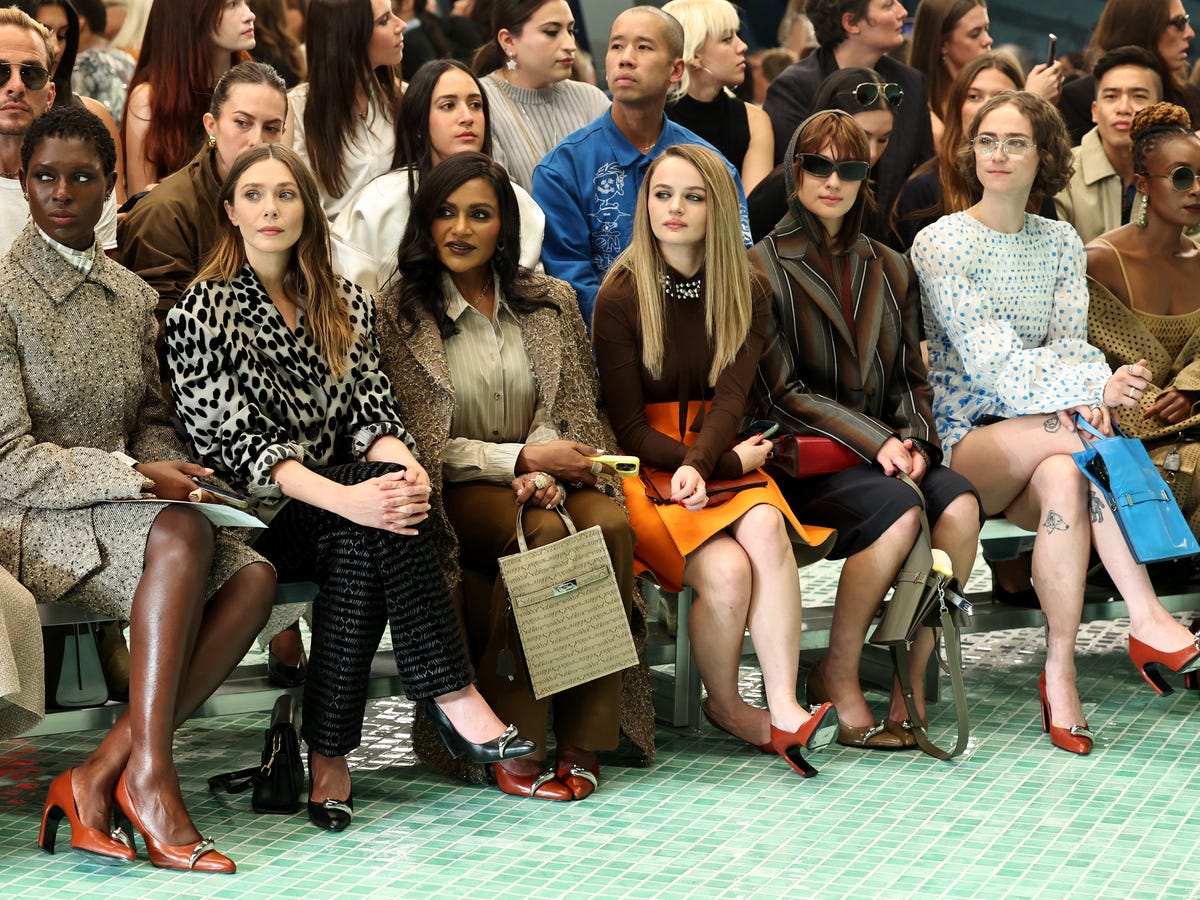 Why is everyone talking about pierced shoes now? (Understand the big deal behind pierced shoes fashion)