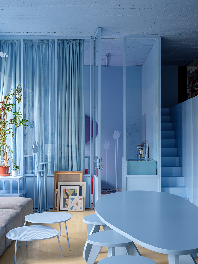 Whats Harry Nurievs design style like? Learn about his unique and colorful approach to furniture.