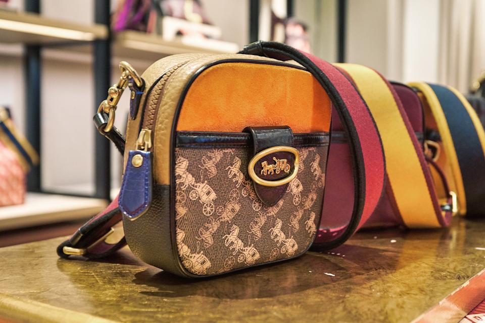 Cleaning coach fabric handbags: what should you use? (avoid these common mistakes to keep your bag safe)