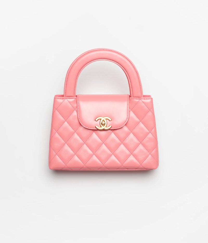 Wondering do Chanel bags cost cheaper in Paris? Heres a simple guide comparing prices globally for shoppers.