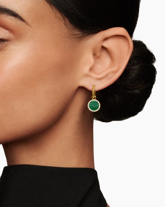 How to style David Yurman green earrings? Get simple tips for an elegant and fashionable look.