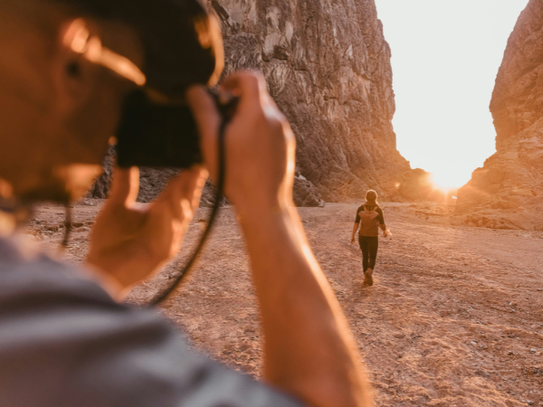 Need Free High-Quality Chic Images? (Find out exactly where to download them easily and safely!)