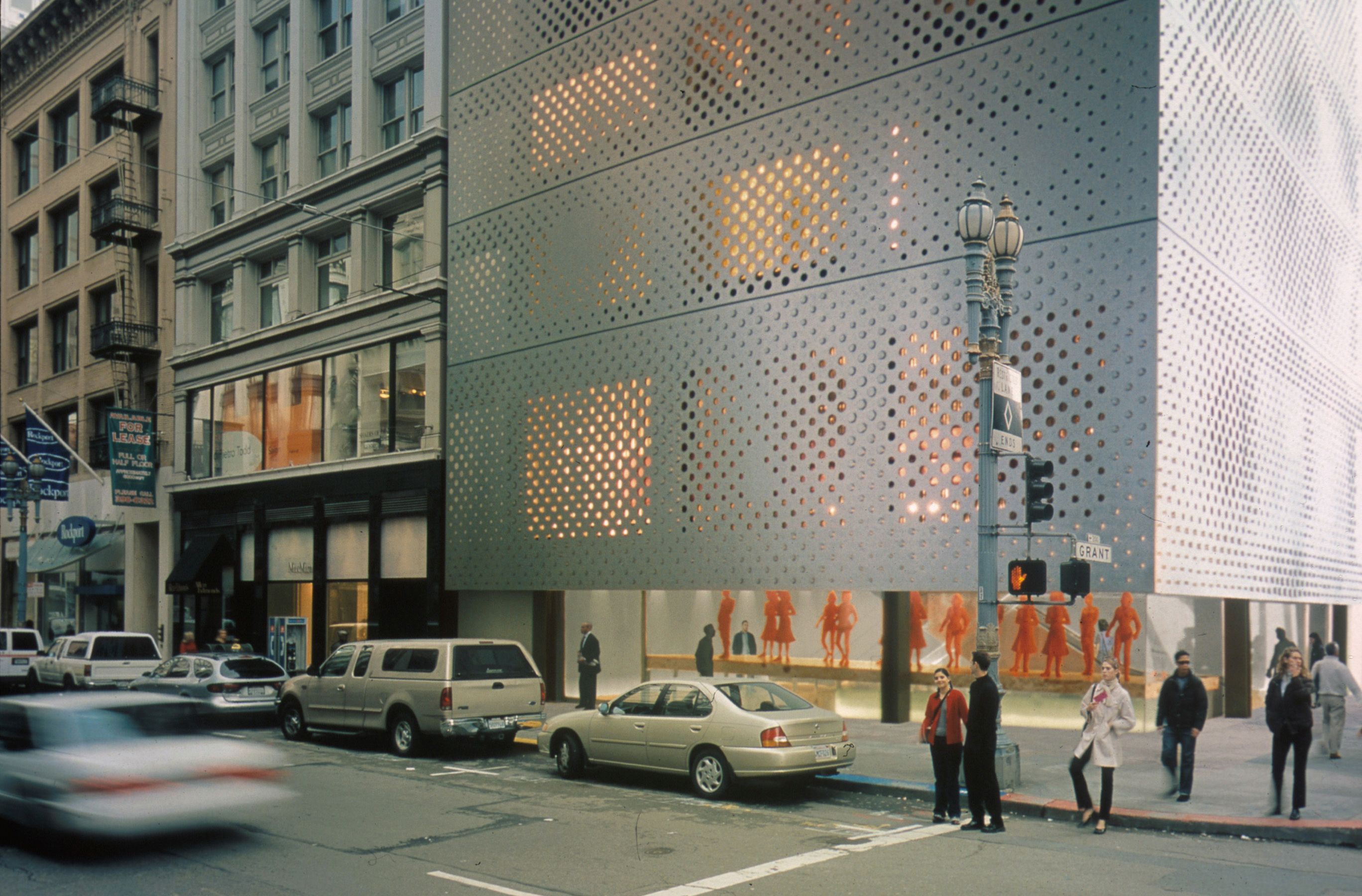 Need Prada San Francisco directions? Easy ways to reach the store!