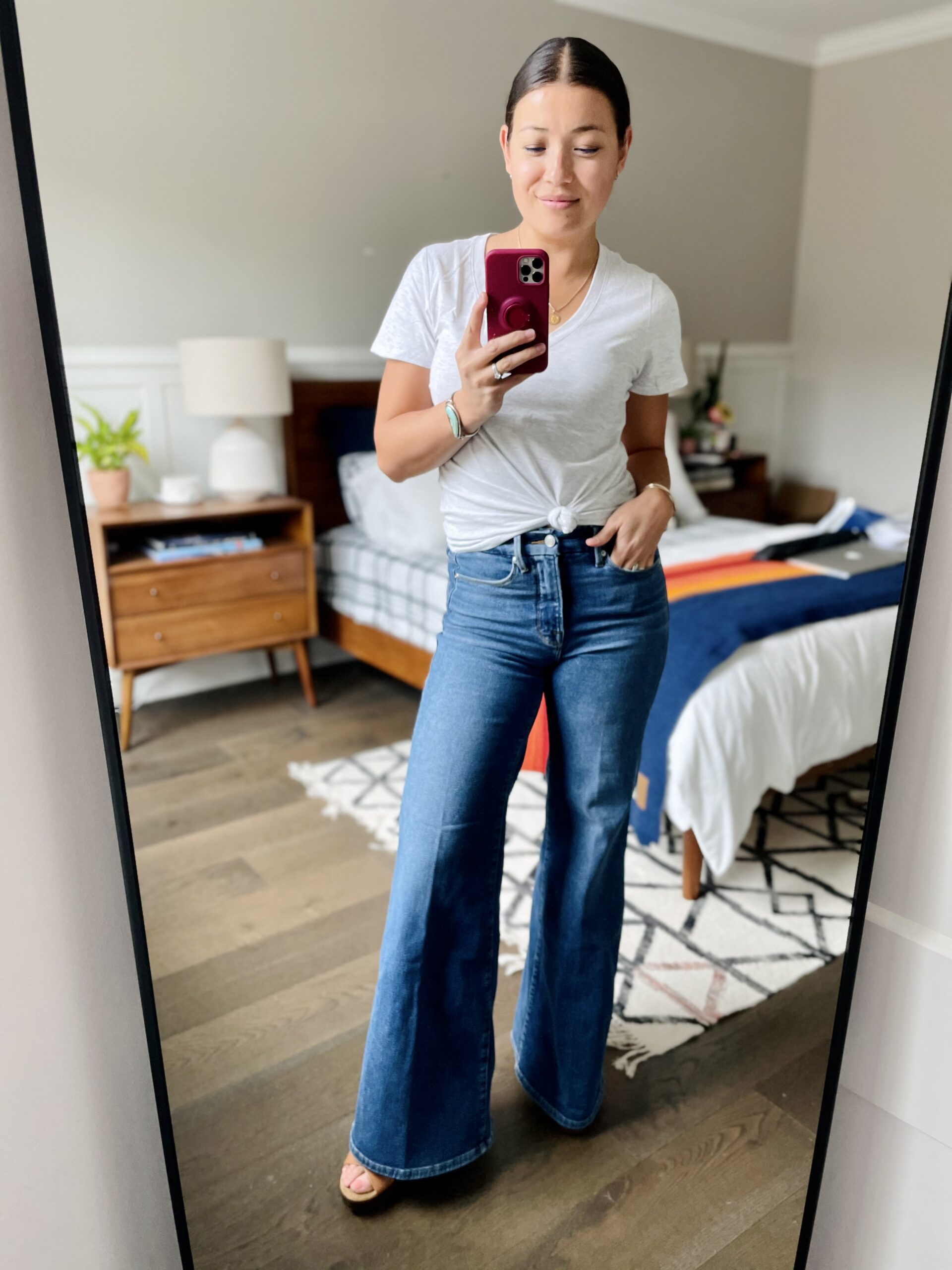 Are good american good waist palazzo jeans comfy? Feel the all day comfort you need!