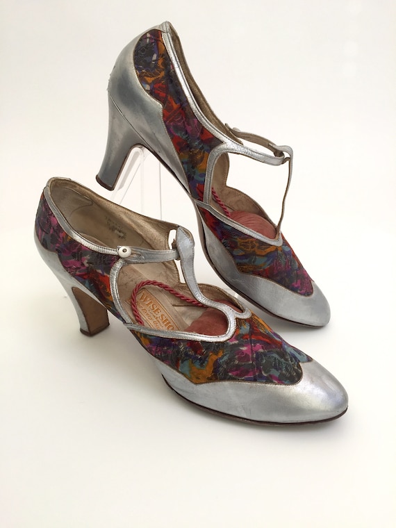 Where can I find real 1920s shoes? Here are the best places to get your vintage pair!
