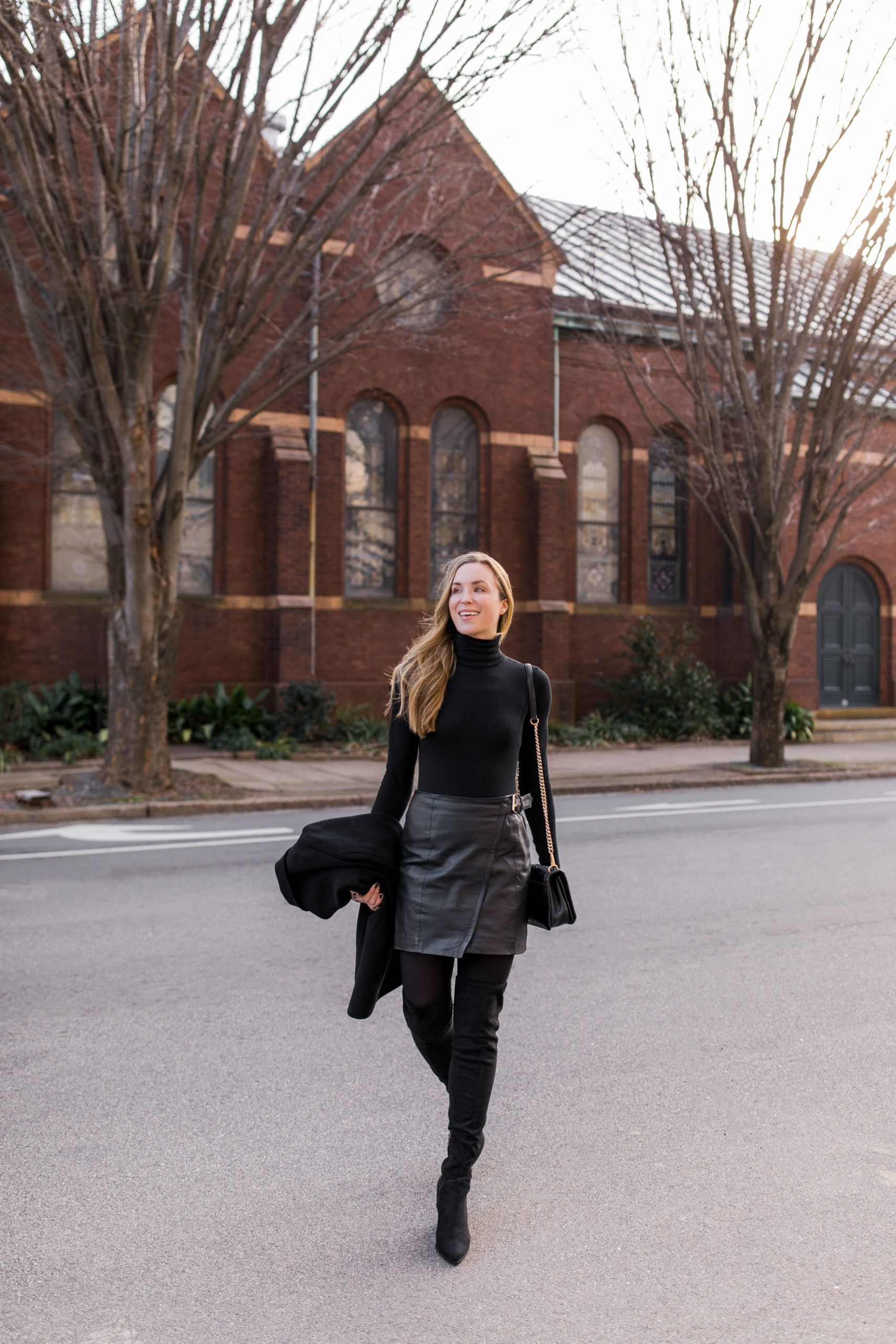Need some winter clothes inspo for a fresh look? Check out these easy outfits for cold days.