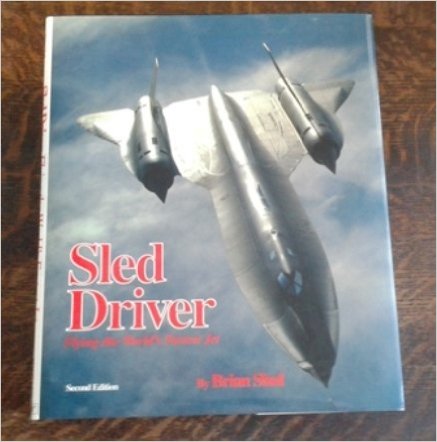 What makes sled driver shul a famous book? Learn about this pilots amazing true stories now.