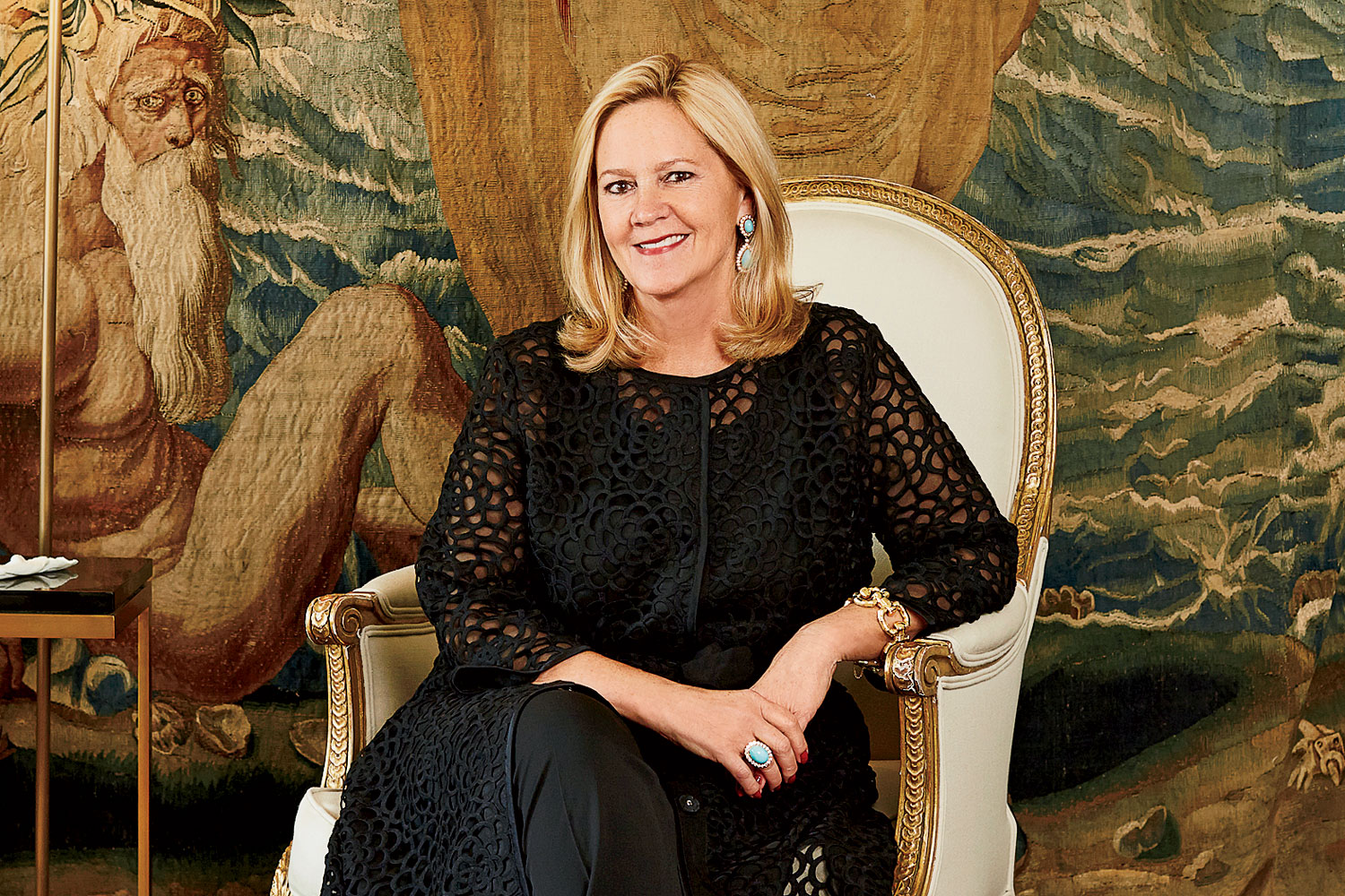 Whats auctioning at Leslie Hindman Denver? Dont miss out, check their latest event schedule now!