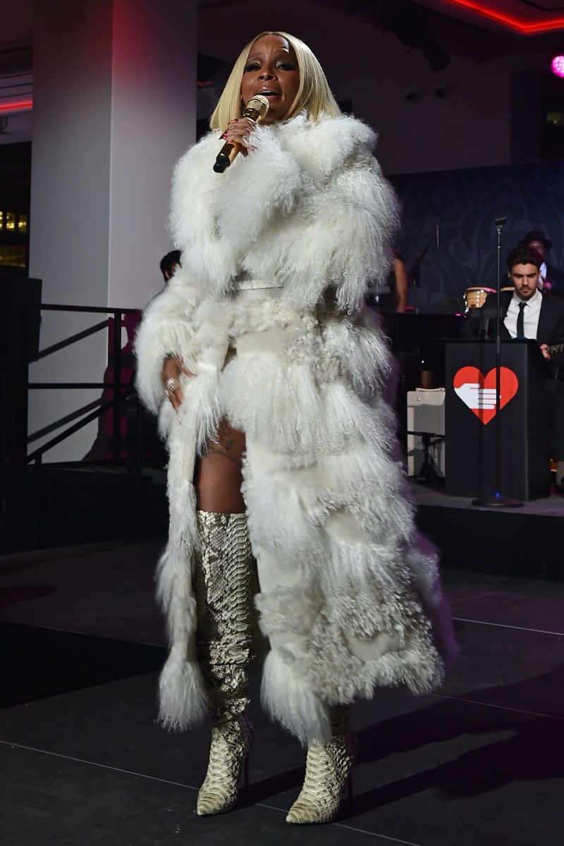 Where to find amazing Mary J Blige thigh boots? Discover top picks and style inspirations now.
