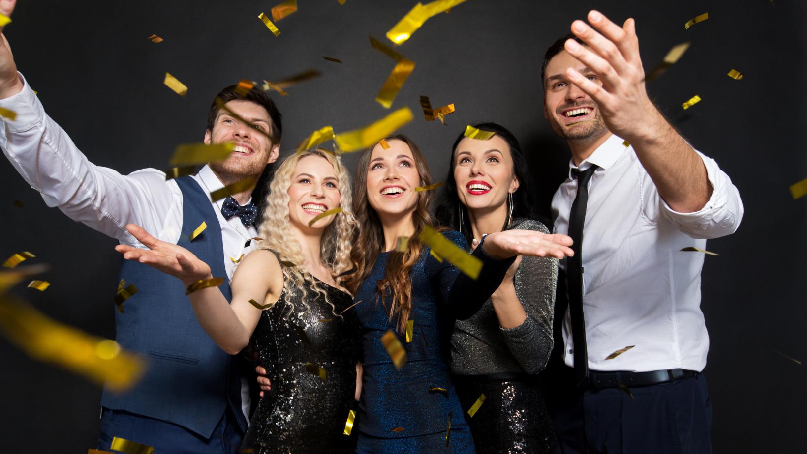 Choosing fancy party clothes (Simple tips to help you pick the perfect outfit for events)