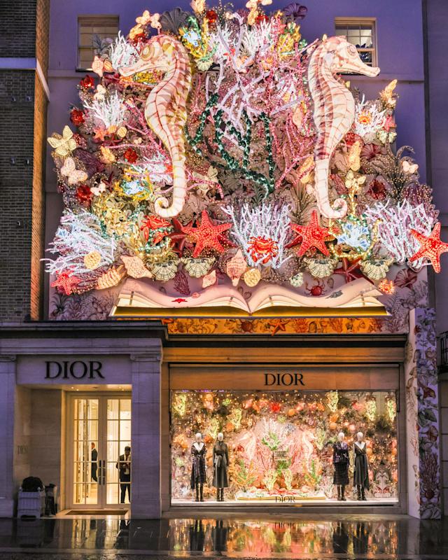 Why are christmas store windows a must-do? They bring in more people and create pure holiday joy.