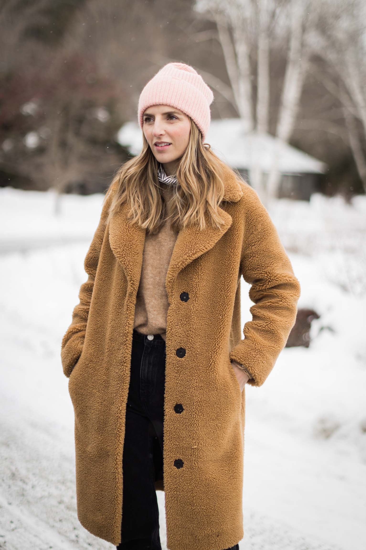 Need some winter clothes inspo for a fresh look? Check out these easy outfits for cold days.