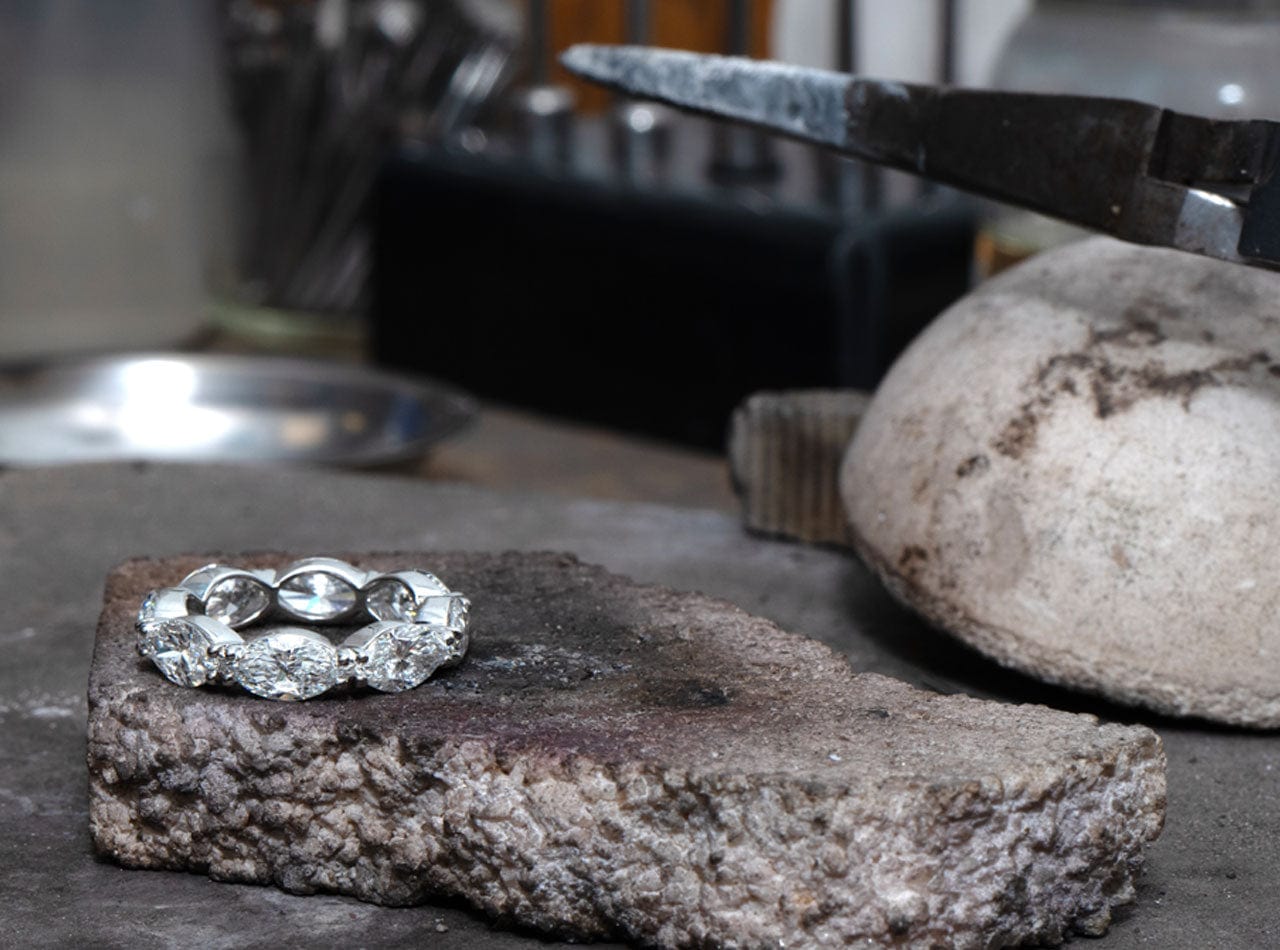 Custom Jewelry Design at Longs Nashua NH: Create Your Unique Piece Now