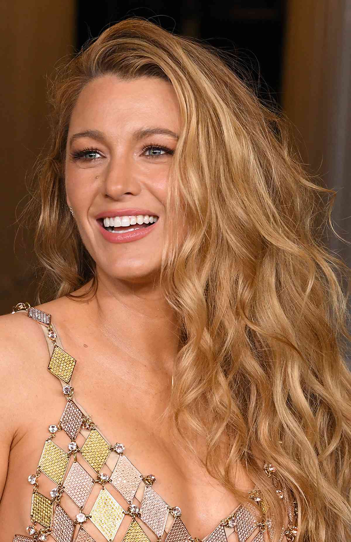 Best Blake Lively Hair Ideas? Quick and Easy Hairstyle Tips!