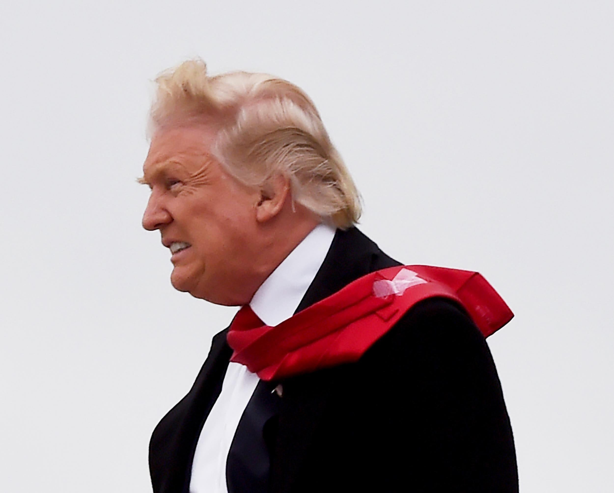 Why trump dress became so popular? (See the reasons behind viral fashion trends)