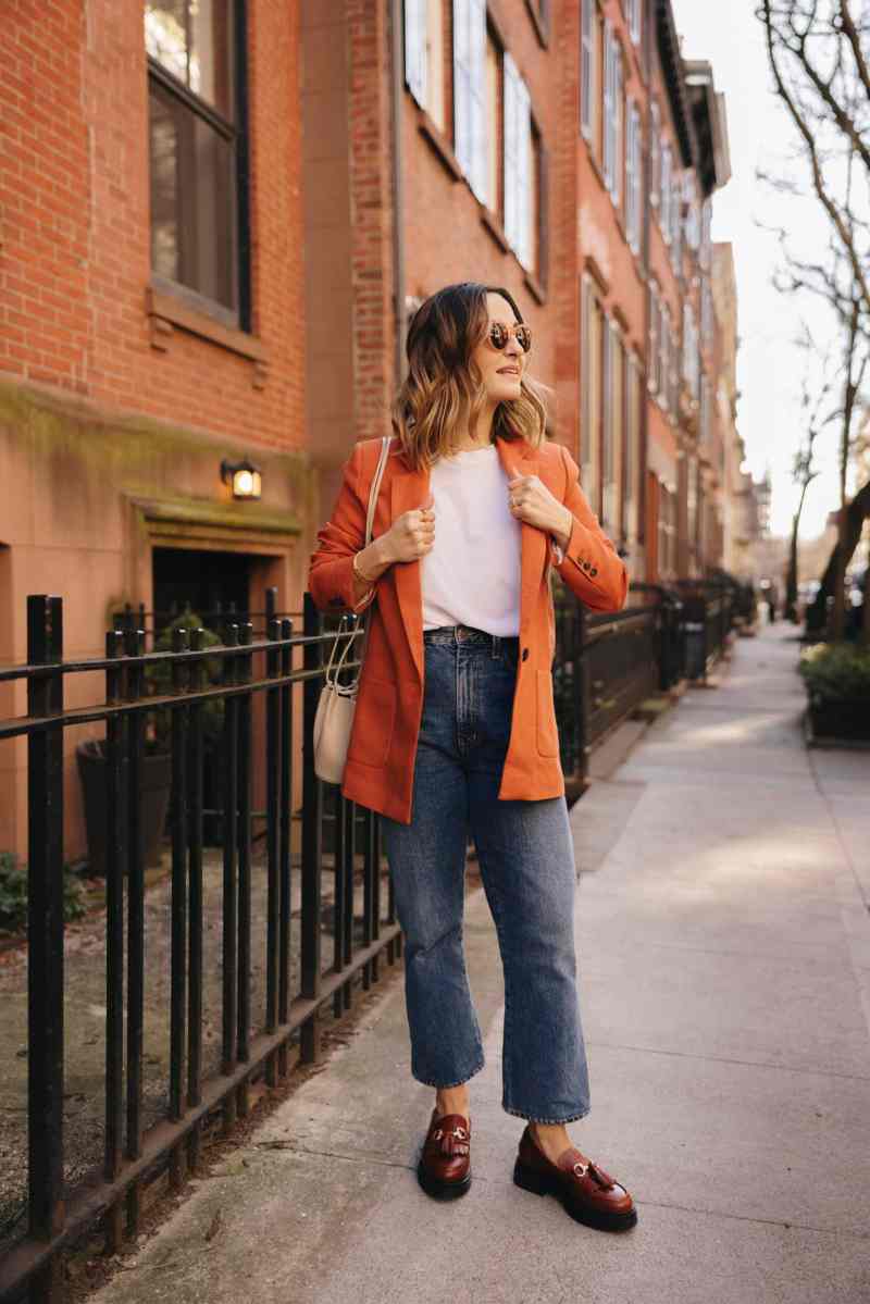 What clothes to wear to NYC for all seasons? Check these 4 season dressing tips!