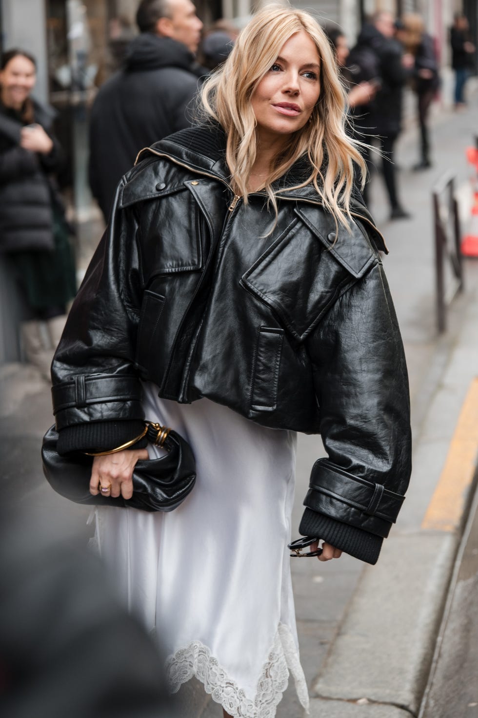Sienna Miller Fashion How to Get Her Style Simple Guide for Everyday