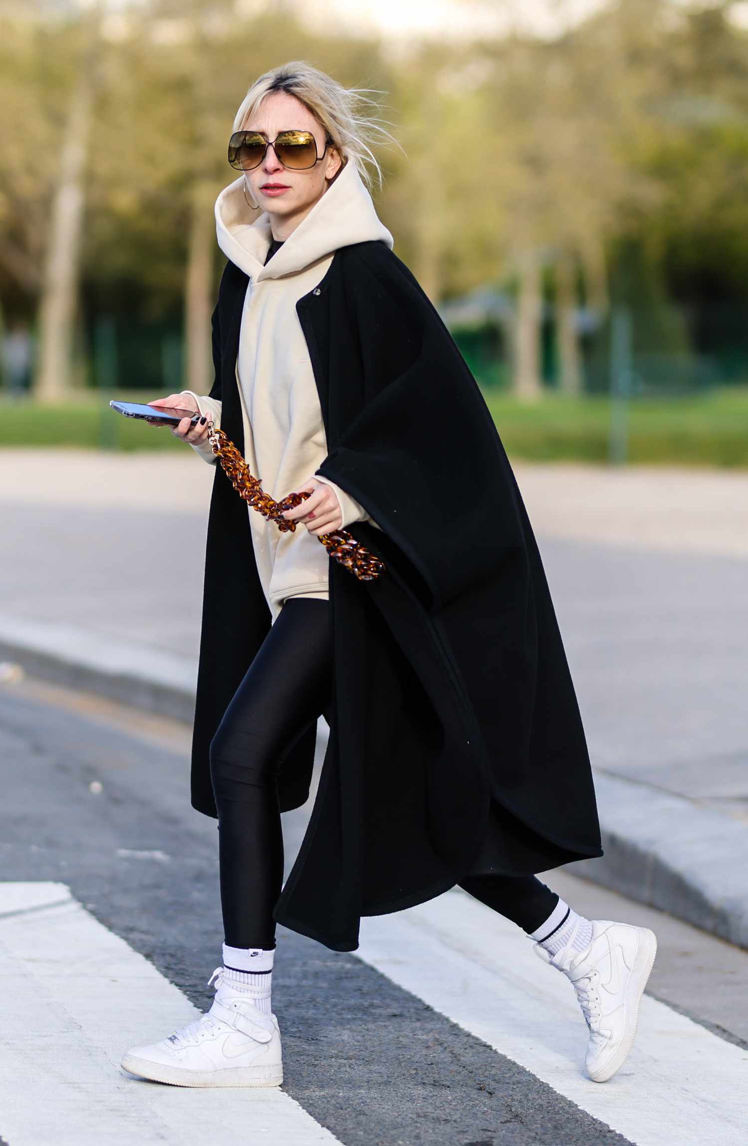 Cozy Winter Outfits for Black Leggings You Will Want to Wear Now