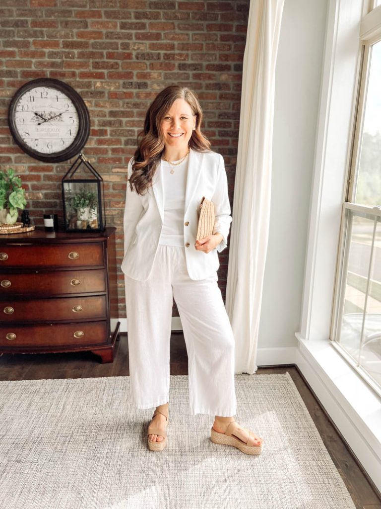 White linen pants outfit combinations: Quick pairings for hot weather!