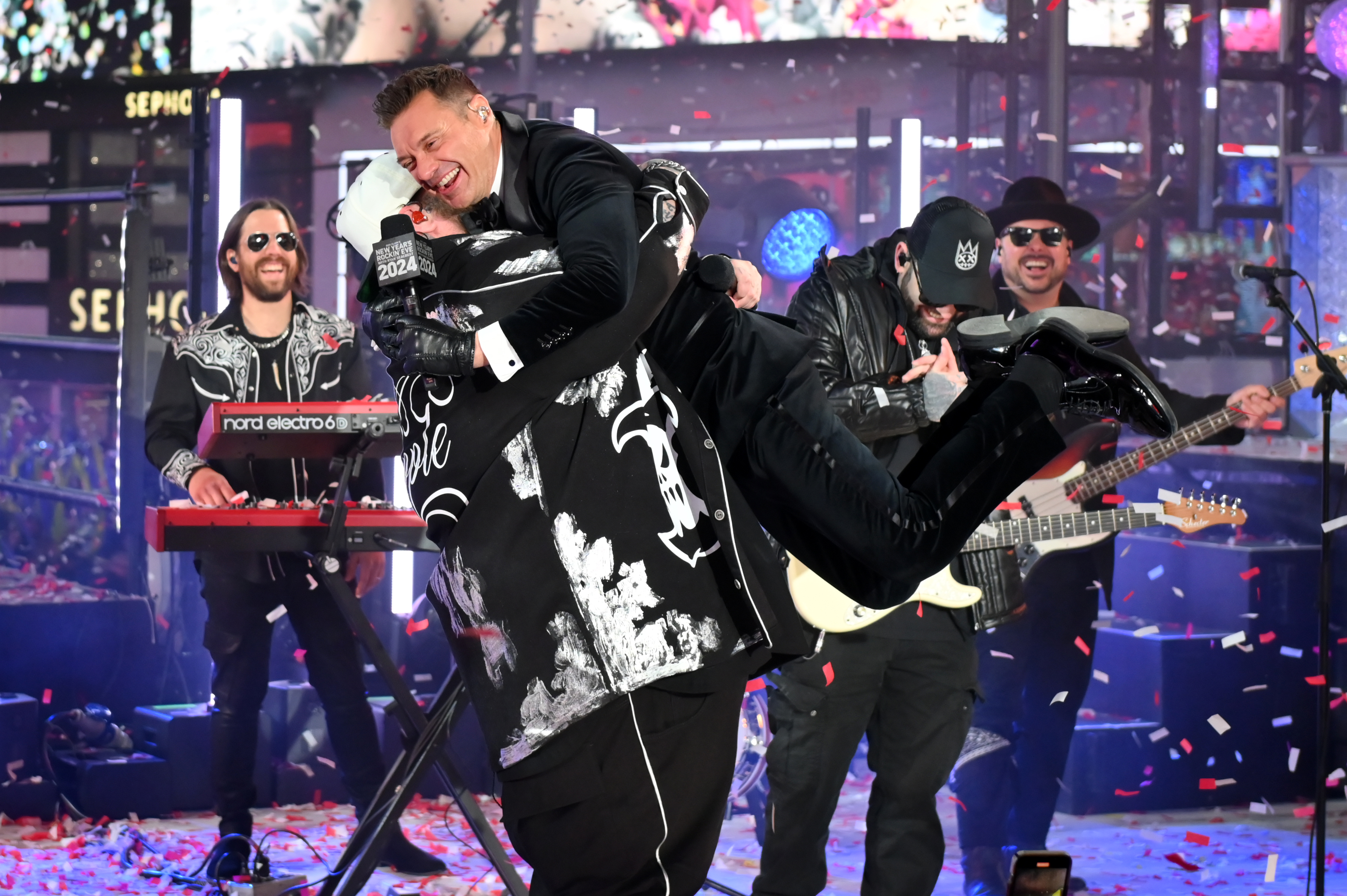 When does New York Rockin Eve 2024 start? Schedule and times for the New Year party!