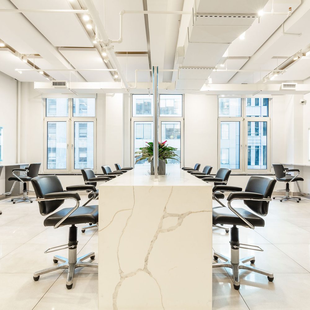 Is Vidal Sassoon Salon New York good? (Review pros and cons)