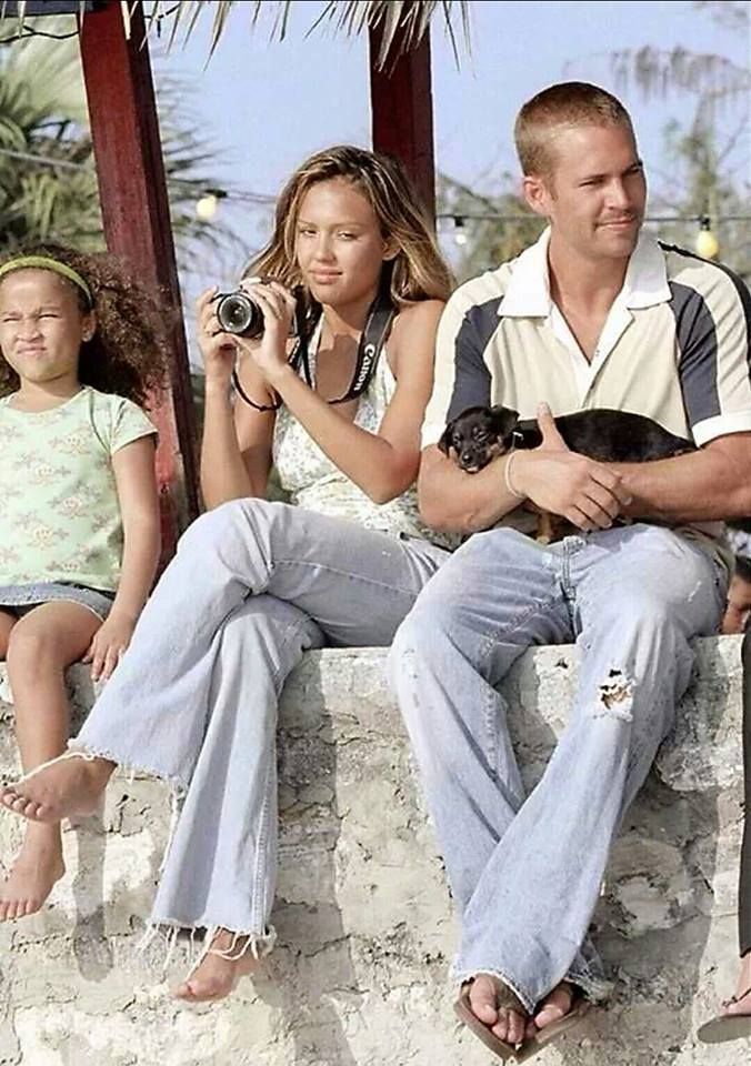 Paul Walker Jessica Alba Old Photos See Their Early Hollywood Pics