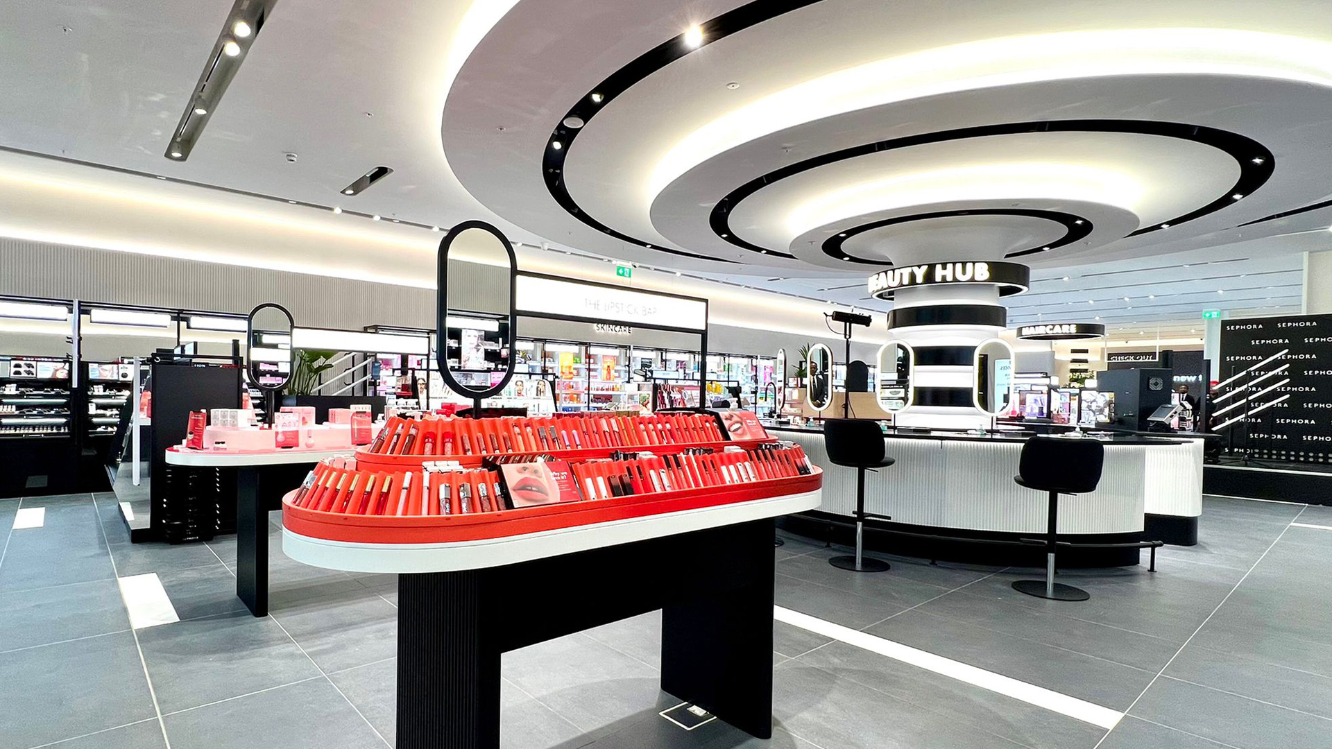 What is Sephora Covent Garden? (Your ultimate London beauty spot guide)