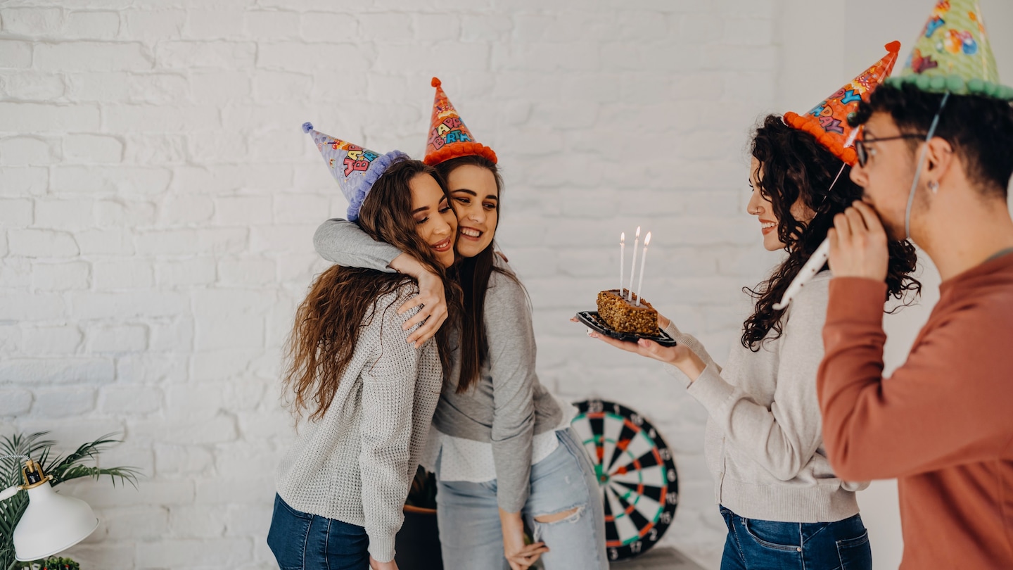 how to host alexandra party? (easy steps for fun celebration)