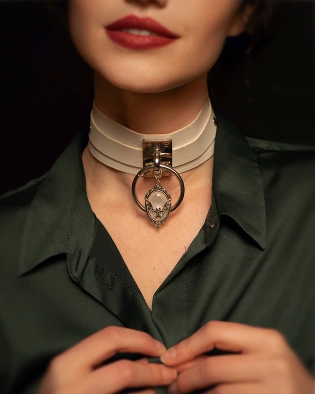 what are chokers for in fashion? 4 styles to try today